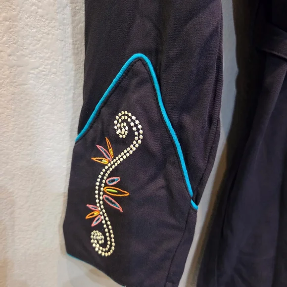 Wrangler Black Embroidered Western Shirt - Picture 5 of 10